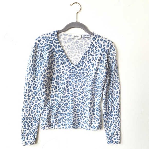 Neiman Marcus NWOT 100% Cashmere Blue Leopard Sweater - Picture 1 of 6